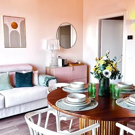 Brighter Days - Two-room With View And Pool Apartamento *