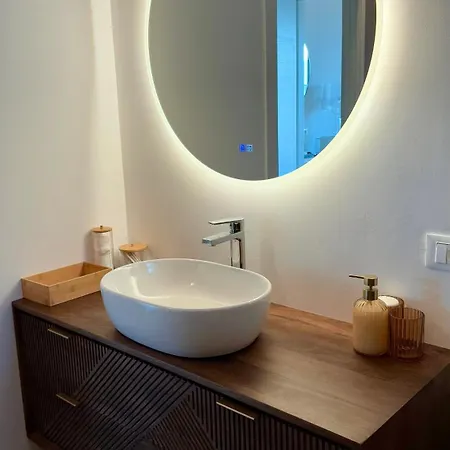 Brighter Days - Two-room With View And Pool * Predore